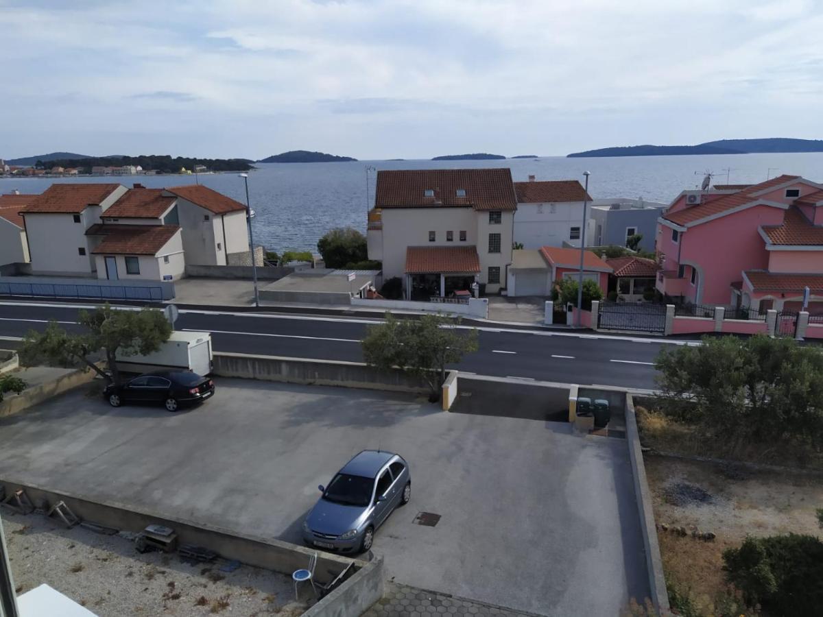 Appartement Dreamview à Brodarica  Extérieur photo